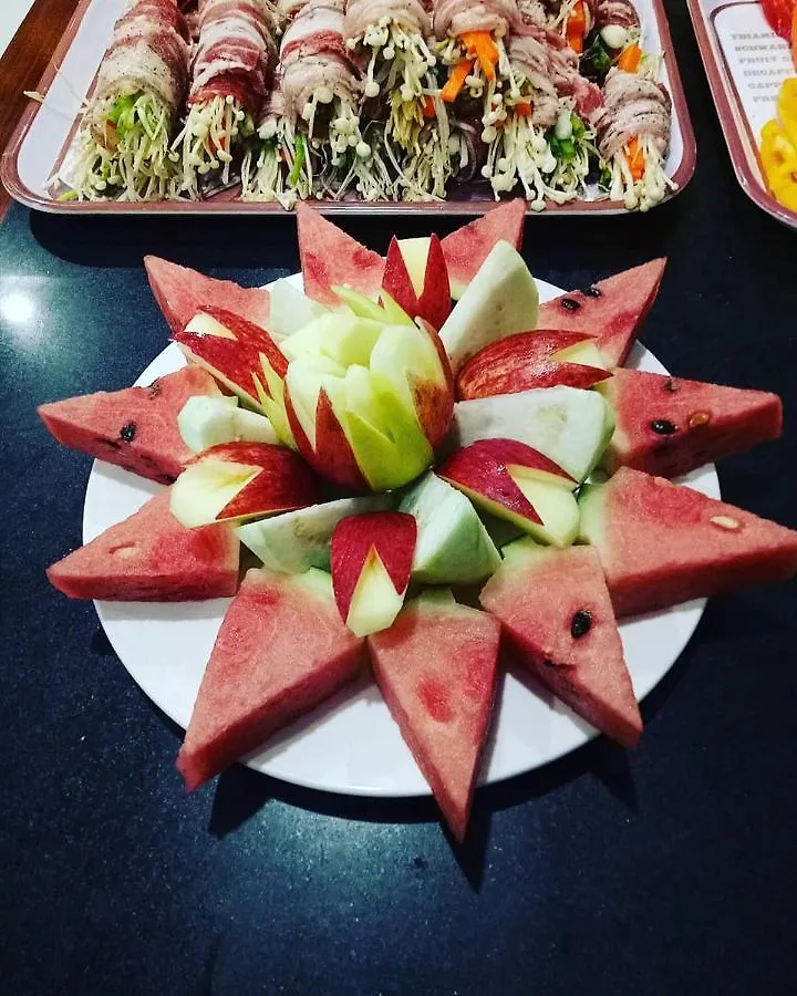 Zari House Hotel Da Nang 2*,
